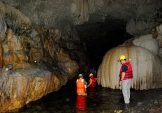 Explore Panama Caves